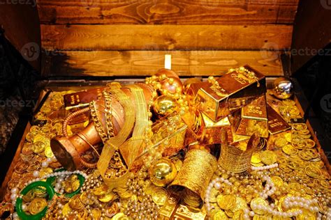 golden treasure online.
